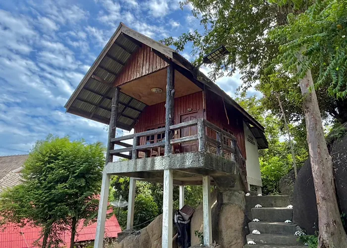 Sea Rock Resort